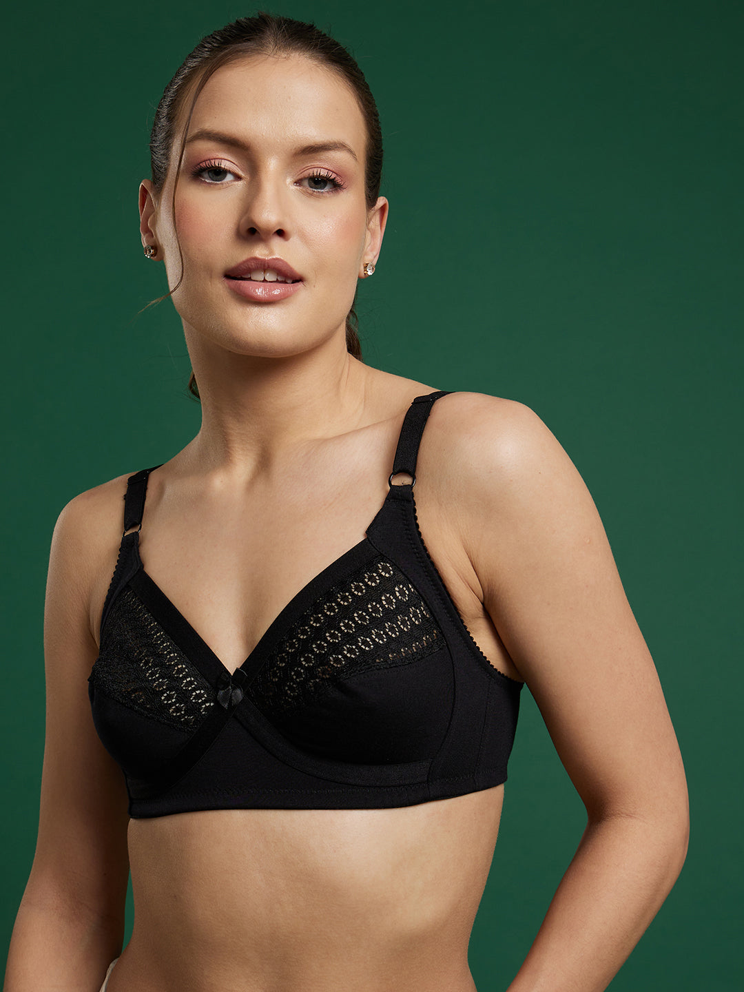 LACY NON WIRED NON PADDED BRA (BLACK)